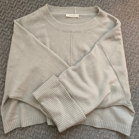 ILLA ILLA Sweaters - ILLA ILLA Sweater